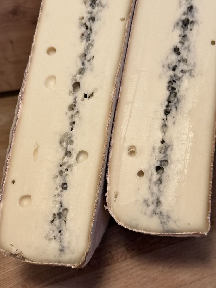 Morbier, Ascheschicht